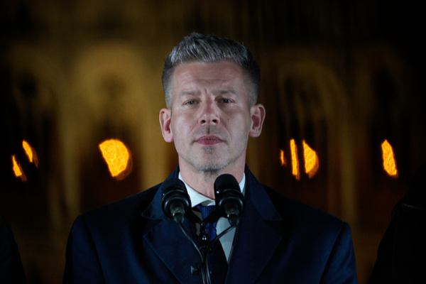 Hungary's Political Shift: Tisza Party Ousts Orban in Historic Election 🌟✌️