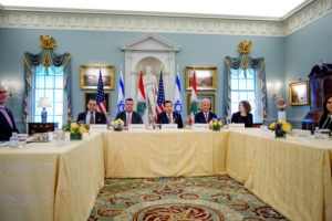 Israel-Lebanon Talks Highlight Divisions Over Hezbollah, Ceasefire 🌍✌️