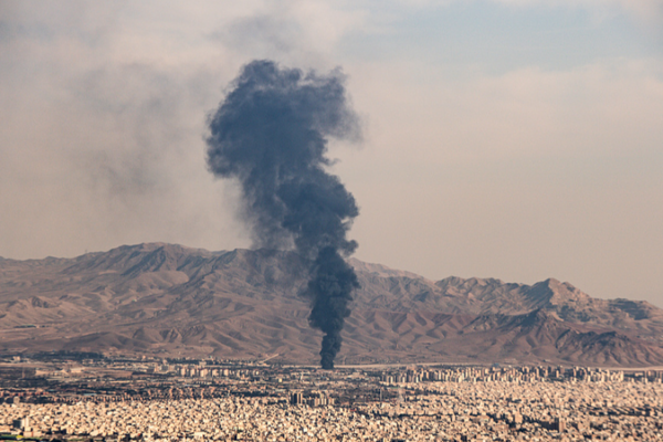 Middle East Tensions Surge as US-Iran Standoff Intensifies 🌍⚡ video poster