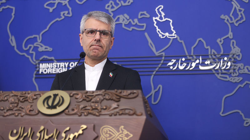 Iran-US Talks Stall as Tensions Rise Over Hormuz Strait 🌍⚡