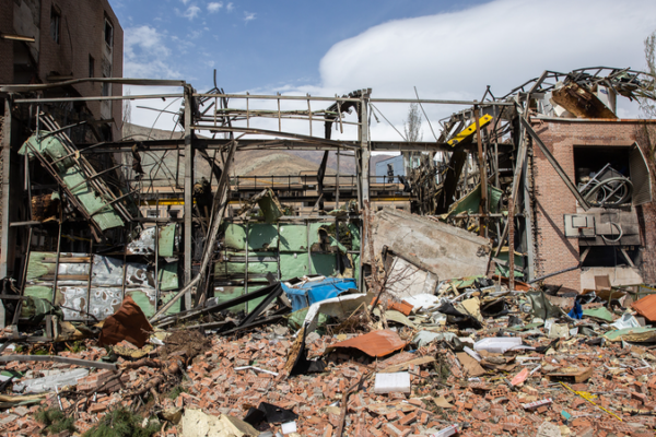 US Crew Rescued After Iran Aircraft Incident 🚁✈️