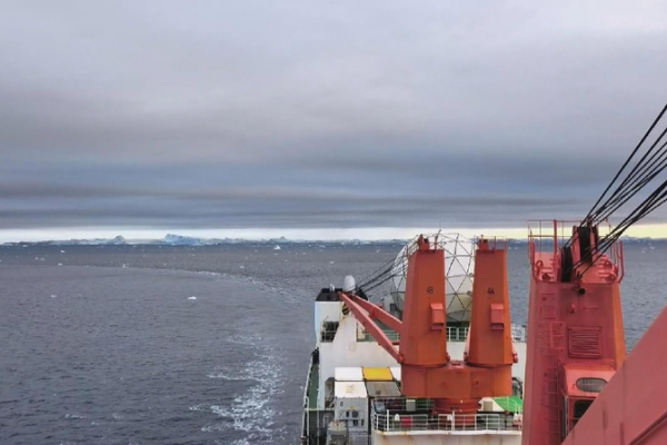 China's 42nd Antarctic Expedition Smashes Records, Boosts Polar Research 🌏❄️