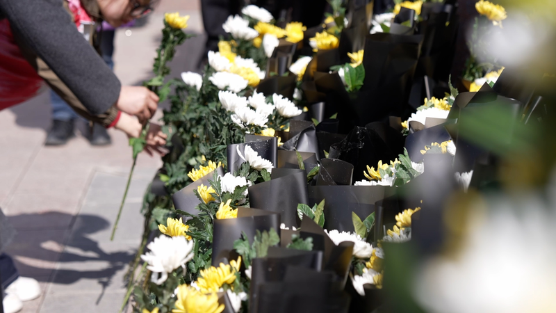 X3OBDGZMWB22Q5DBAI7E - 🌍NewspaperAmigo – Your Global News Buddy 🗞️ Xinjiang Honors Organ Donors in Heartfelt Memorial Ceremony 🌸 video poster