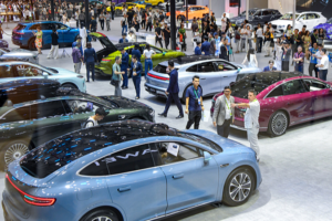 Hainan Expo 2026: China's Luxury Boom & Shifting Consumer Trends 🌟🛍️