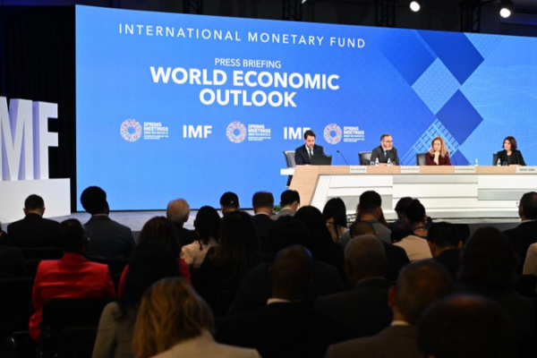 Global Economy Faces Stress Test as IMF Warns of Growth Risks 🌍📉