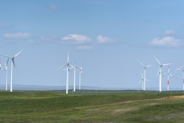Kazakhstan Launches Gigawatt Wind Project with Chinese Backing 🌬️🇰🇿