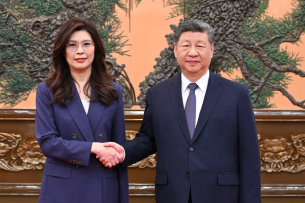 Xi_Jinping__KMT_Leader_Cheng_Li_wun_Hold_Historic_Cross_Strait_Talks_in_Beijing