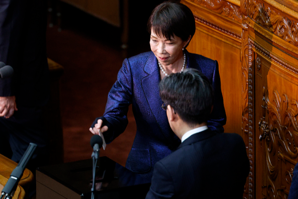 Japan's Industry Shifts as China Rises: A New Era of Competition 🌏⚙️