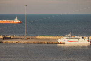 Oil Prices Tumble as Iran Conflict Sparks Global Energy Shake-Up 🌍⛽