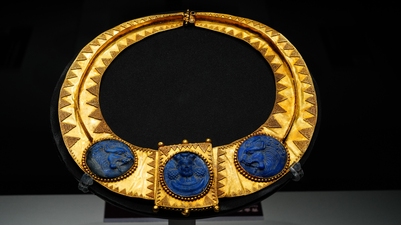 Persian Treasures Shine in China 🌟 Amid Global Tensions