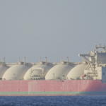 ZWEPB14TRN406BS3UB3R - 🌍NewspaperAmigo – Your Global News Buddy 🗞️ WTI Surpasses Brent: What It Means for Global Oil & the Dollar 🌍⛽