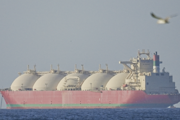 WTI Surpasses Brent: What It Means for Global Oil & the Dollar 🌍⛽