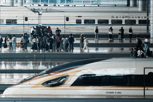 China's May Day Travel Boom: 100M+ Trips and Counting! 🚄✨
