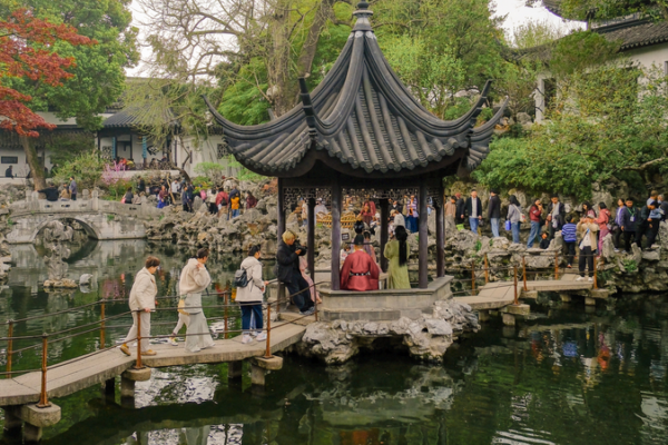Hidden Gems of Jiangnan: Step Into the Magic of Lion Grove Garden 🌿✨